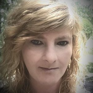 Meet your Posher, Pamela